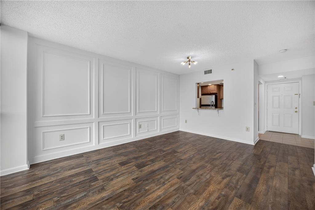 1 bedroom, 1 bathroom, 645 sq ft condominium for sale at 1280 W Peachtree Street 1710, Atlanta, GA 30309 — photo 8
