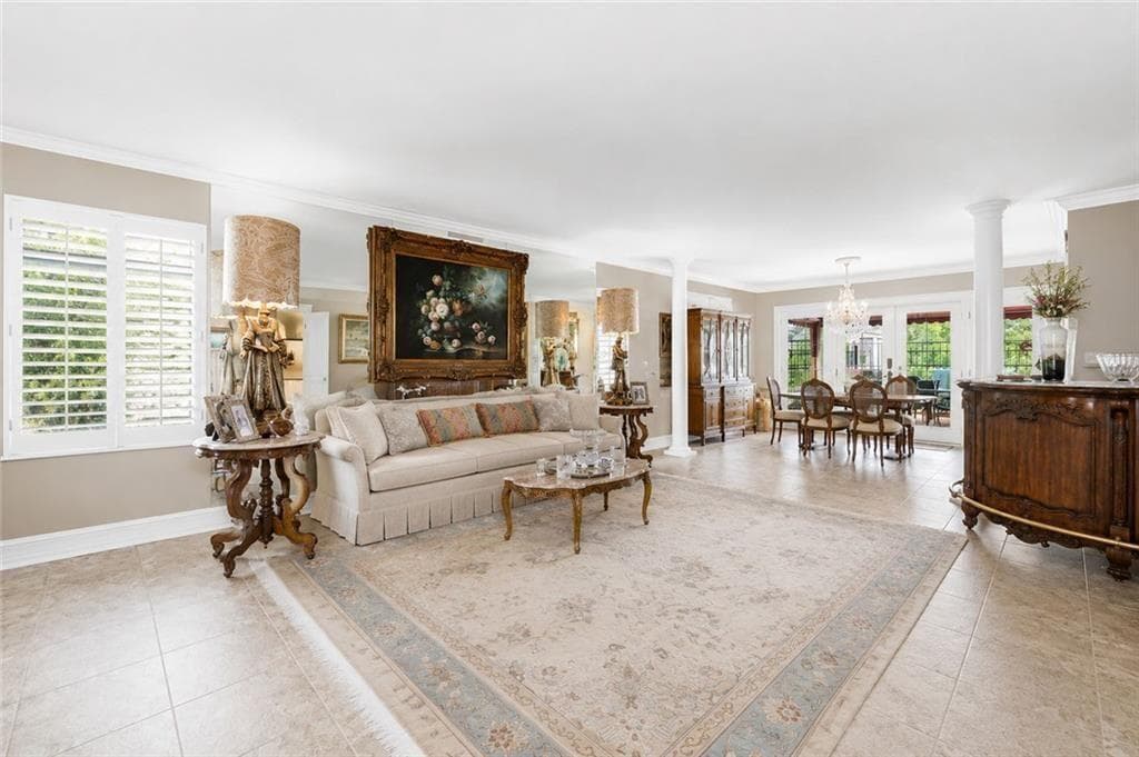 3 bedroom, 3 bathroom, 3,000 sq ft condominium for sale at 3648 Peachtree Road 4S, Atlanta, GA 30319 — photo 3