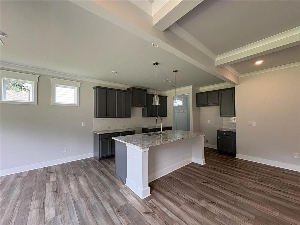 5 bedroom, 4 bathroom, 2,886 sq ft single family residence for sale at 10 Commons Way, Cartersville, GA 30120 — photo 6