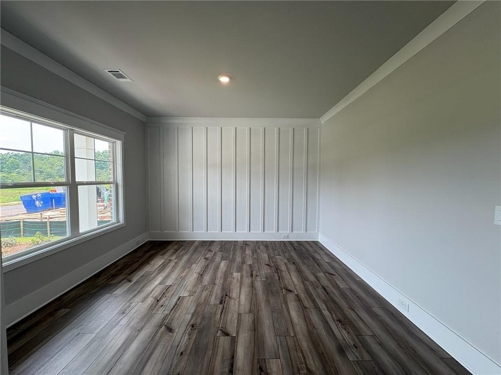 5 bedroom, 4 bathroom, 2,886 sq ft single family residence for sale at 10 Commons Way, Cartersville, GA 30120 — photo 2