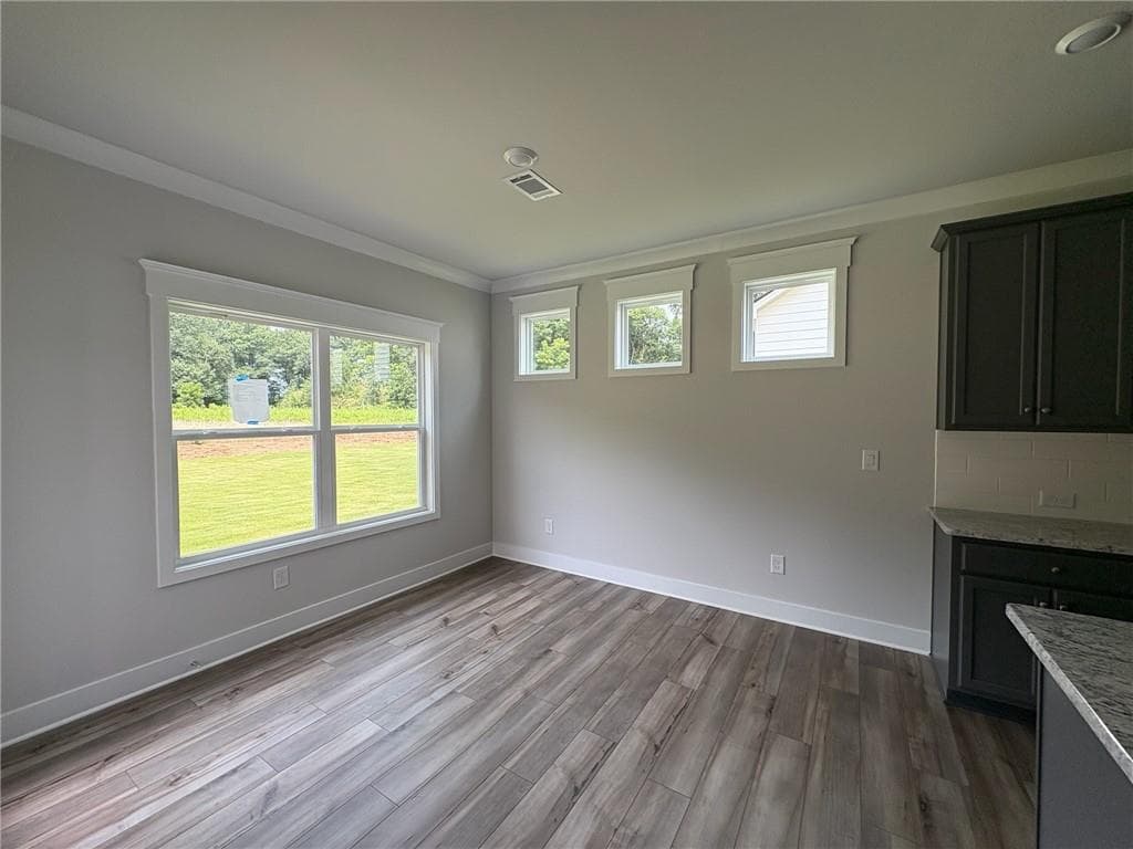 5 bedroom, 4 bathroom, 2,886 sq ft single family residence for sale at 10 Commons Way, Cartersville, GA 30120 — photo 7