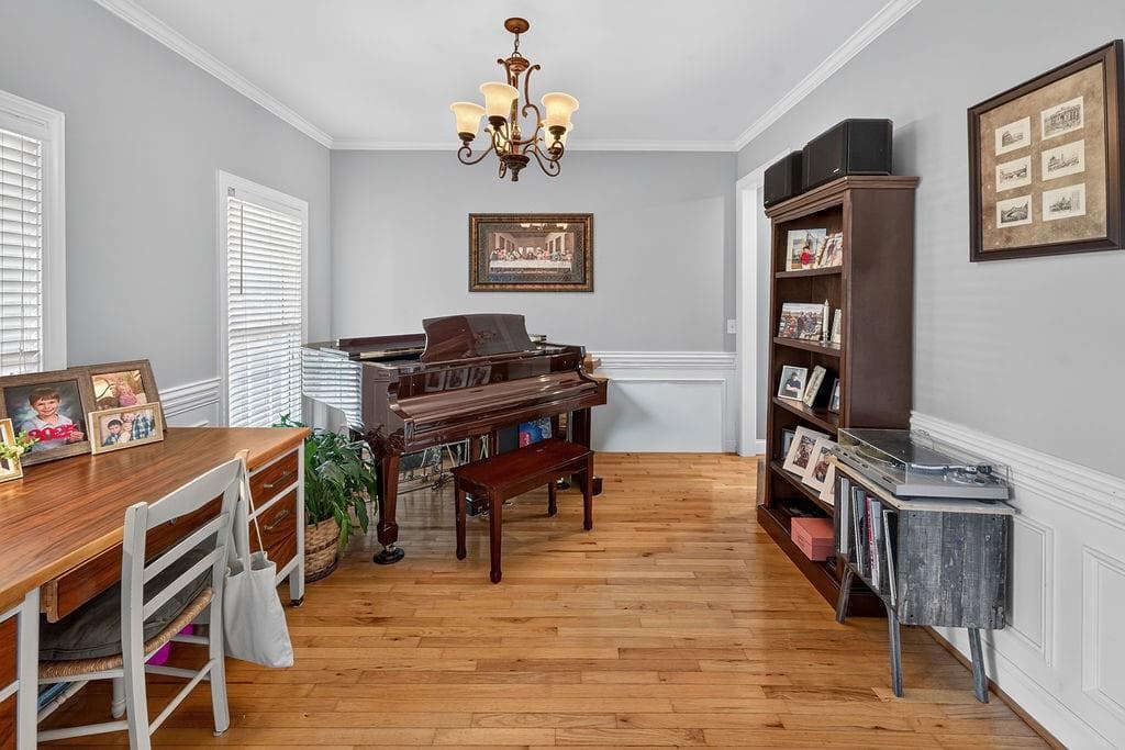 5 bedroom, 5 bathroom, 3,200 sq ft single family residence for sale at 120 Wexford Drive, Calhoun, GA 30701 — photo 4