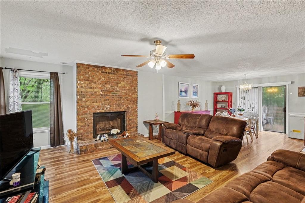 4 bedroom, 3 bathroom, 1,974 sq ft single family residence for sale at 5894 Sutton Drive, Douglasville, GA 30135 — photo 4