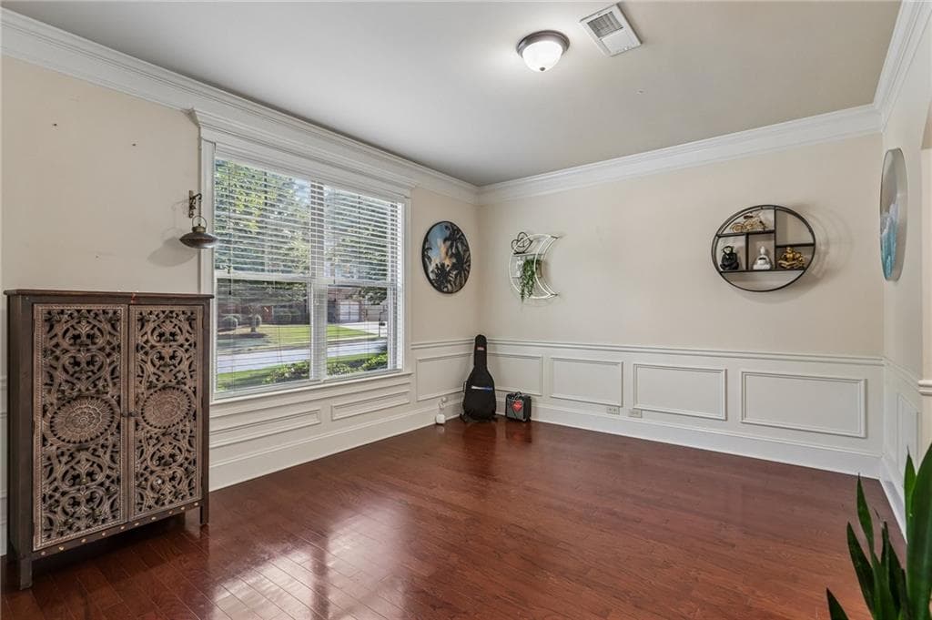 5 bedroom, 6 bathroom, 4,008 sq ft single family residence for sale at 5340 Winding Lakes Drive, Cumming, GA 30028 — photo 5