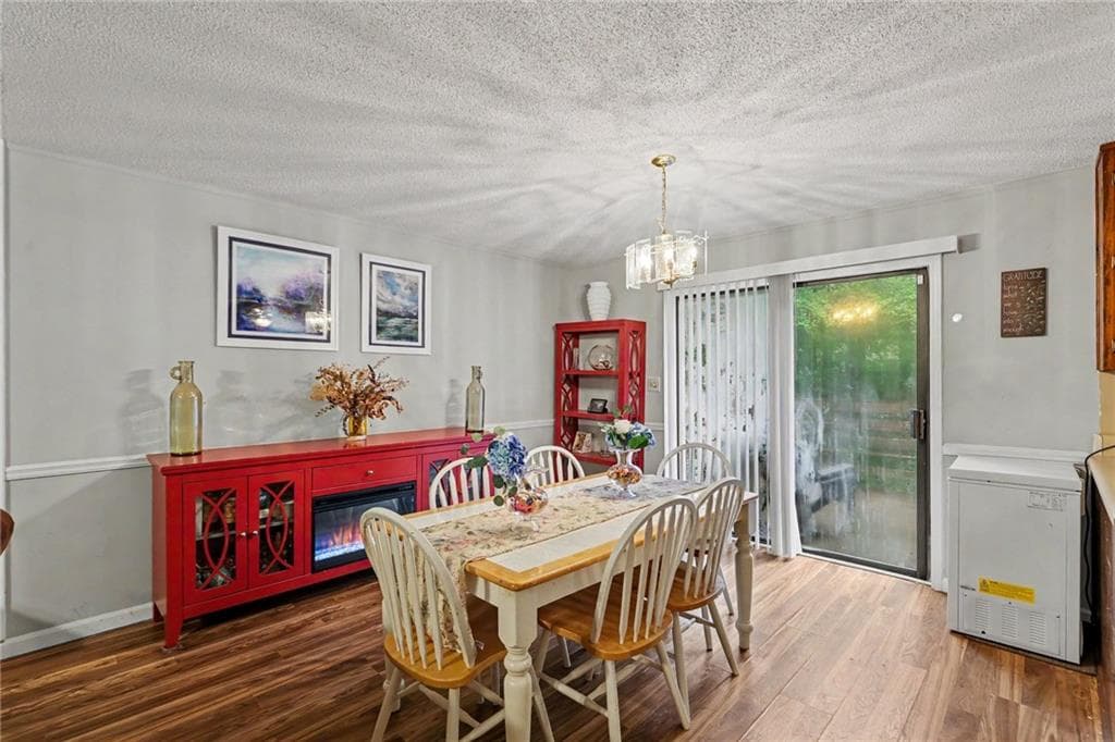 4 bedroom, 3 bathroom, 1,974 sq ft single family residence for sale at 5894 Sutton Drive, Douglasville, GA 30135 — photo 10