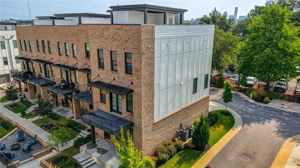 3 bedroom, 4 bathroom, 2,294 sq ft townhouse for sale at 1060 Robert Smalls Way, Atlanta, GA 30318