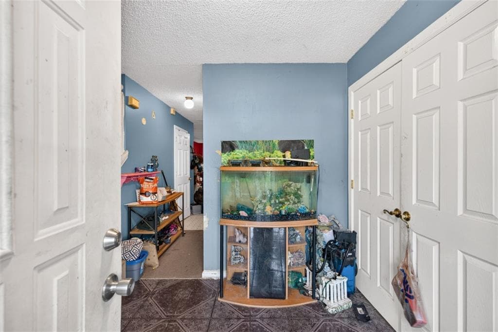 4 bedroom, 3 bathroom, 2,226 sq ft single family residence for sale at 2345 Rocky Waters Trail, Buford, GA 30519 — photo 2