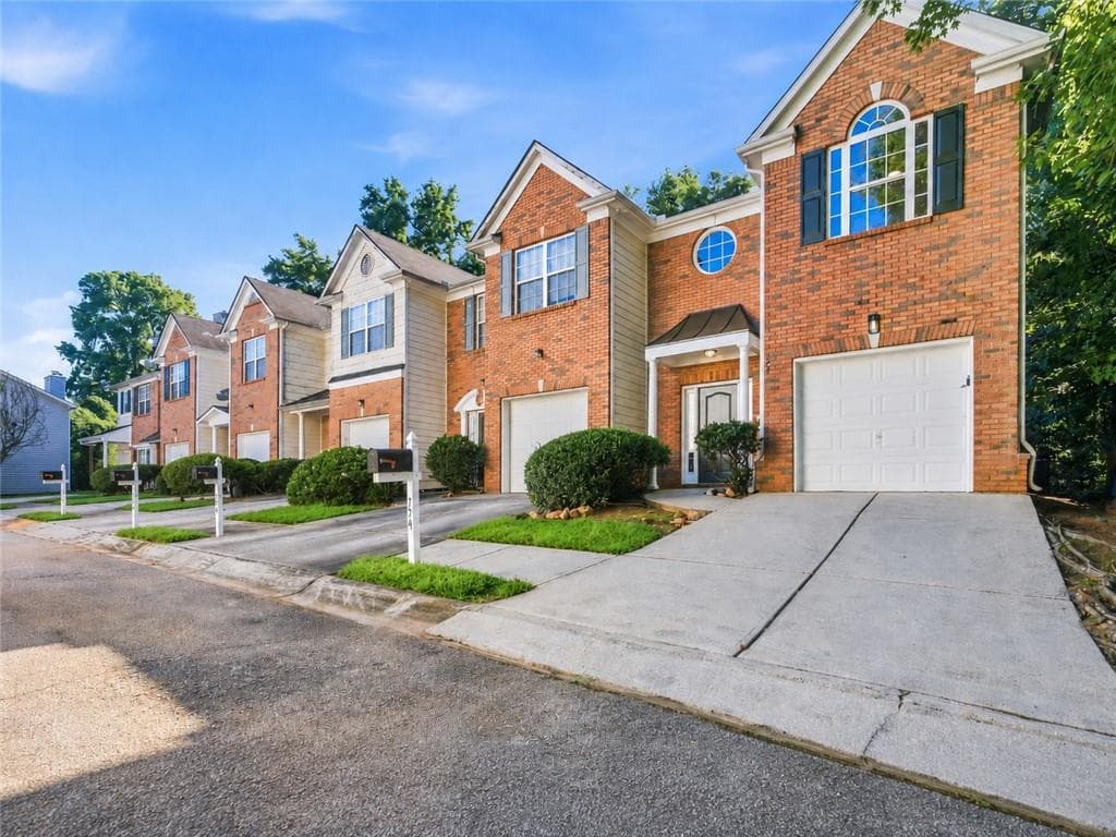 3 bedroom, 3 bathroom, 1,552 sq ft townhouse under contract at 174 Madeline Court, Mcdonough, GA 30253 — photo 7