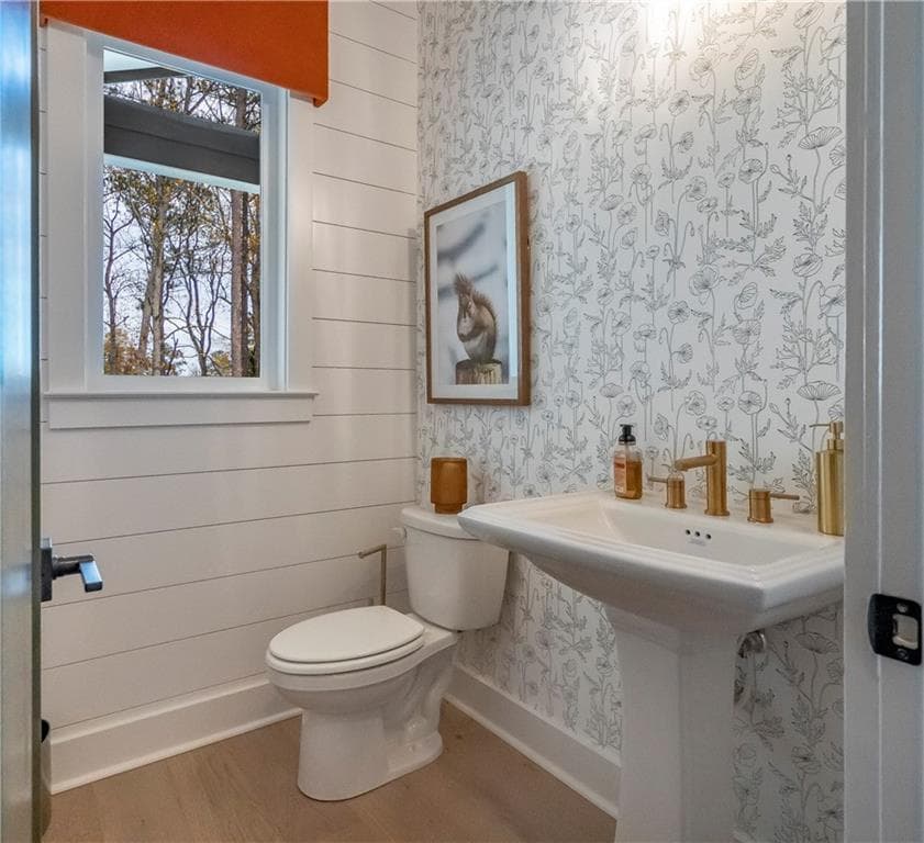 5 bedroom, 5 bathroom, 3,456 sq ft single family residence for sale at 363 Ellis Preserve Lane, Marietta, GA 30064 — photo 5