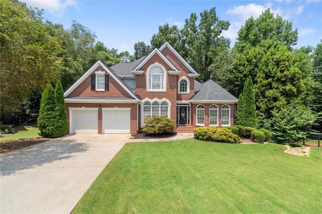 4303 Summit Oaks Lane NE, Roswell, GA 30075 — most recent listing photo