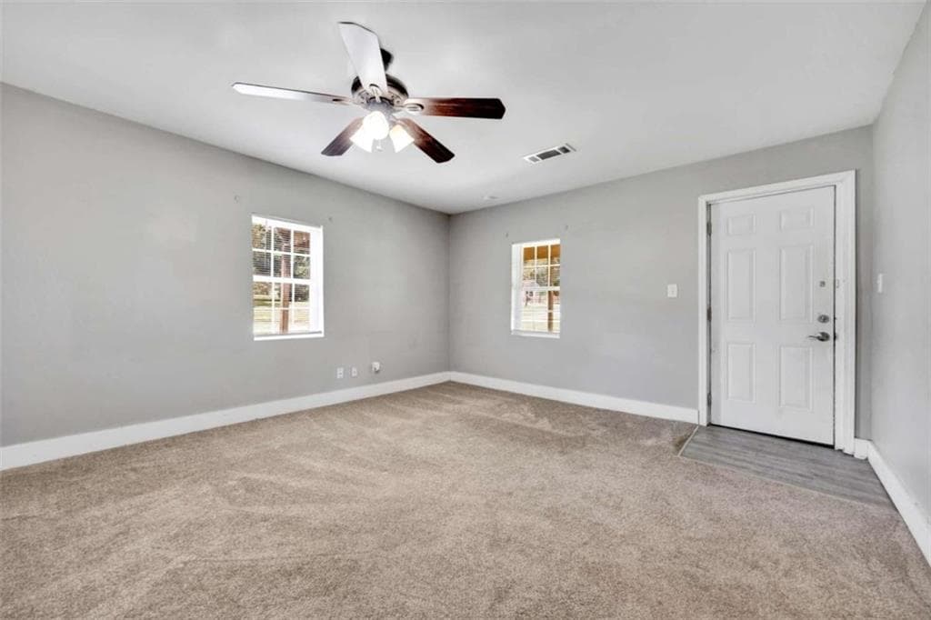 3 bedroom, 2 bathroom, 1,250 sq ft single family residence for sale at 2089 Highway 81, Covington, GA 30016 — photo 6