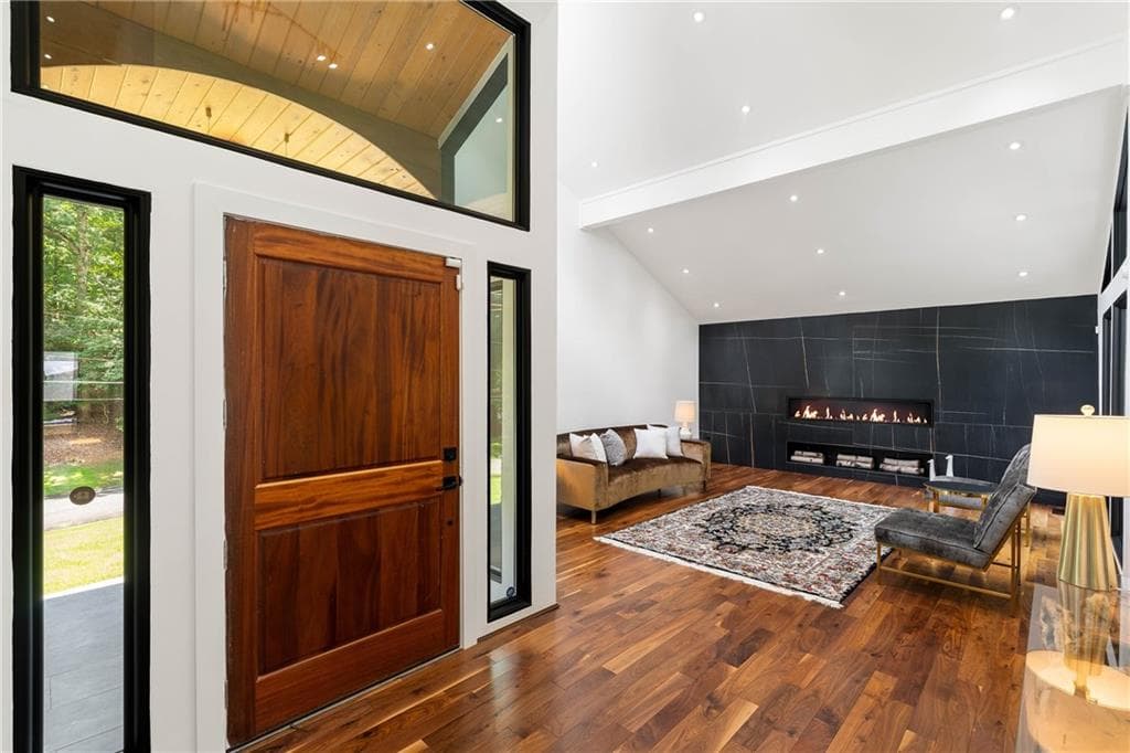 5 bedroom, 4 bathroom, 3,790 sq ft single family residence for sale at 4070 Whitewater Creek Road, Atlanta, GA 30327 — photo 2