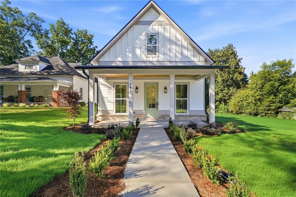 4 bedroom, 3 bathroom, 2,705 sq ft single family residence for sale at 151 A W Roberts Drive, Ball Ground, GA 30107 — photo 4
