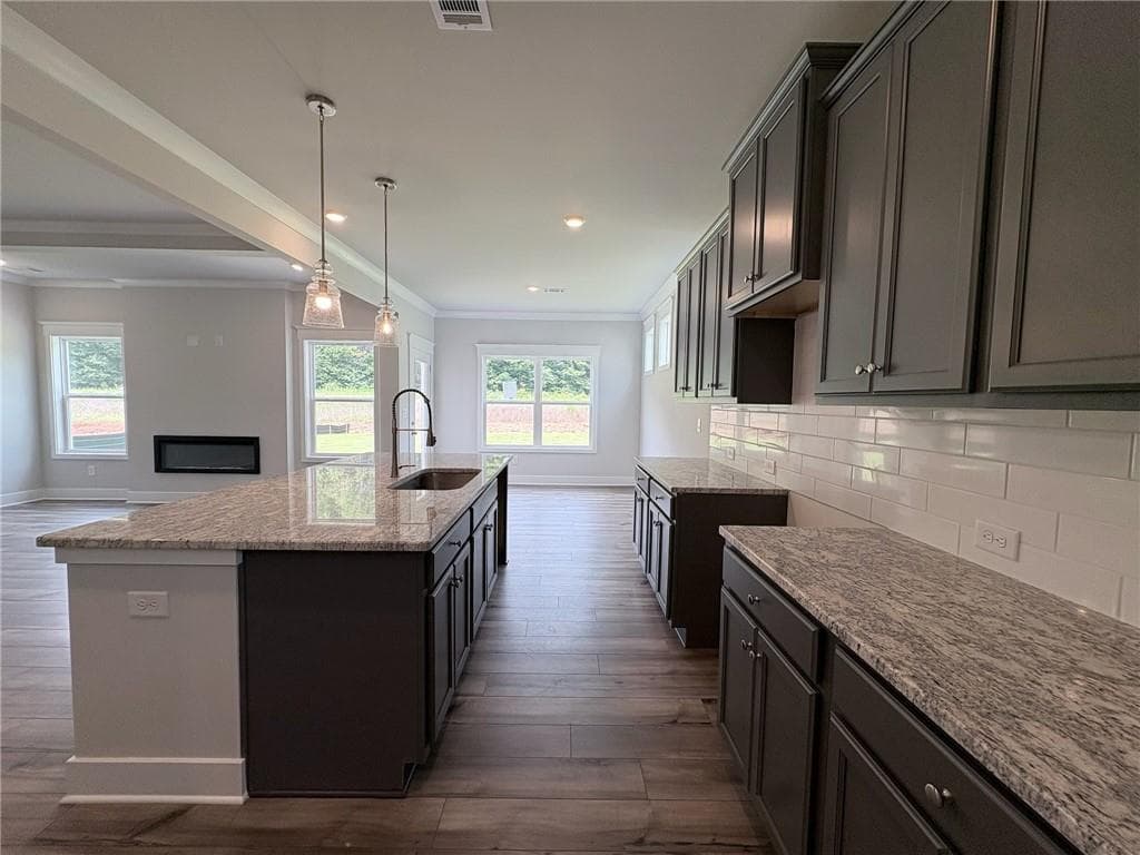 5 bedroom, 4 bathroom, 2,886 sq ft single family residence for sale at 10 Commons Way, Cartersville, GA 30120 — photo 5