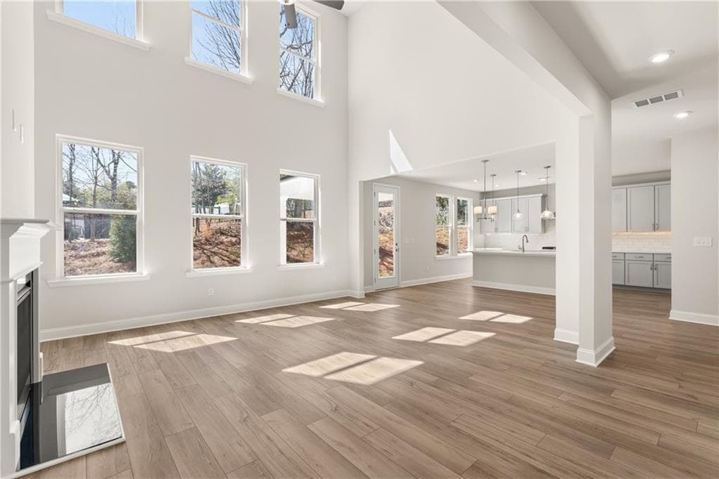 5 bedroom, 5 bathroom, 3,072 sq ft single family residence for sale at 900 Melody Ridge Lane, Buford, GA 30518 — photo 7