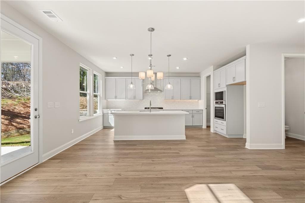 5 bedroom, 5 bathroom, 3,072 sq ft single family residence for sale at 900 Melody Ridge Lane, Buford, GA 30518 — photo 10
