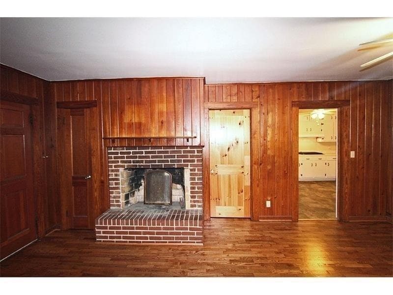 3 bedroom, 1 bathroom, 1,218 sq ft single family residence for sale at 3461 Lee Street, College Park, GA 30337 — photo 5