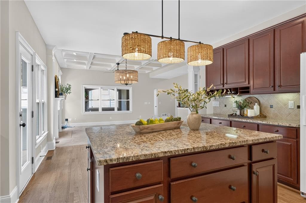 5 bedroom, 4 bathroom, 2,852 sq ft single family residence under contract at 4715 Westgate Drive, Cumming, GA 30040 — photo 4
