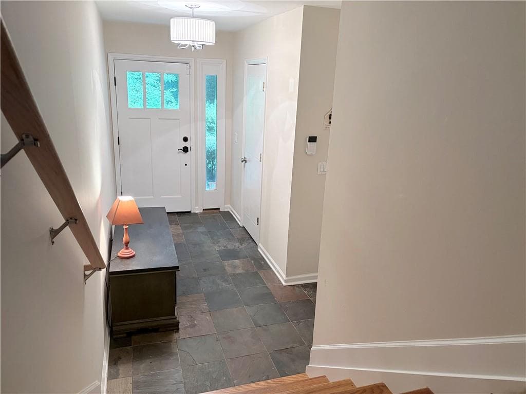 2 bedroom, 3 bathroom, 1,628 sq ft townhouse for rent at 1421 Hillpine Lane, Atlanta, GA 30306 for $3,950 a month — photo 4