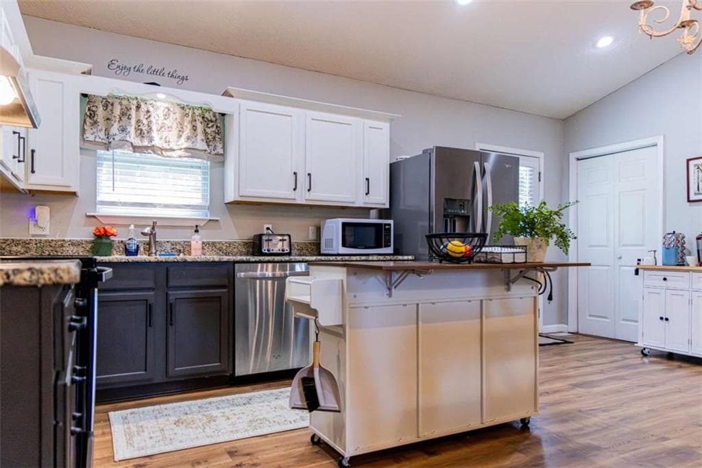3 bedroom, 2 bathroom, 1,800 sq ft single family residence under contract at 608 Ward Mountain Road, Kingston, GA 30145 — photo 9