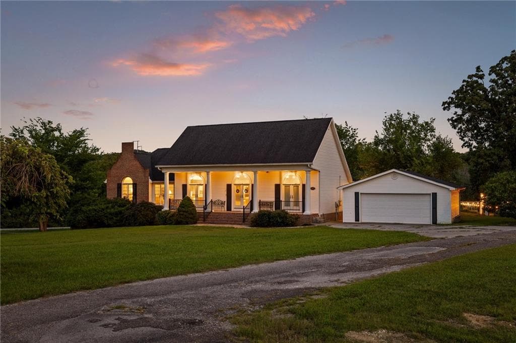 3 bedroom, 2 bathroom, 2,000 sq ft single family residence for sale at 1217 Old Bethel Road, Chickamauga, GA 30707