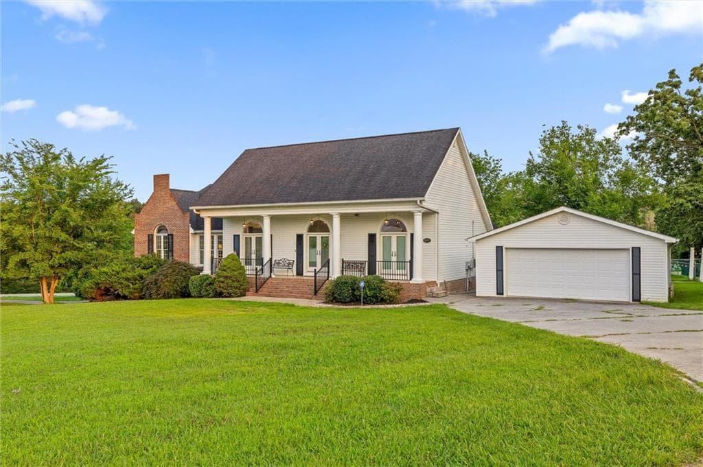 3 bedroom, 2 bathroom, 2,000 sq ft single family residence for sale at 1217 Old Bethel Road, Chickamauga, GA 30707 — photo 8
