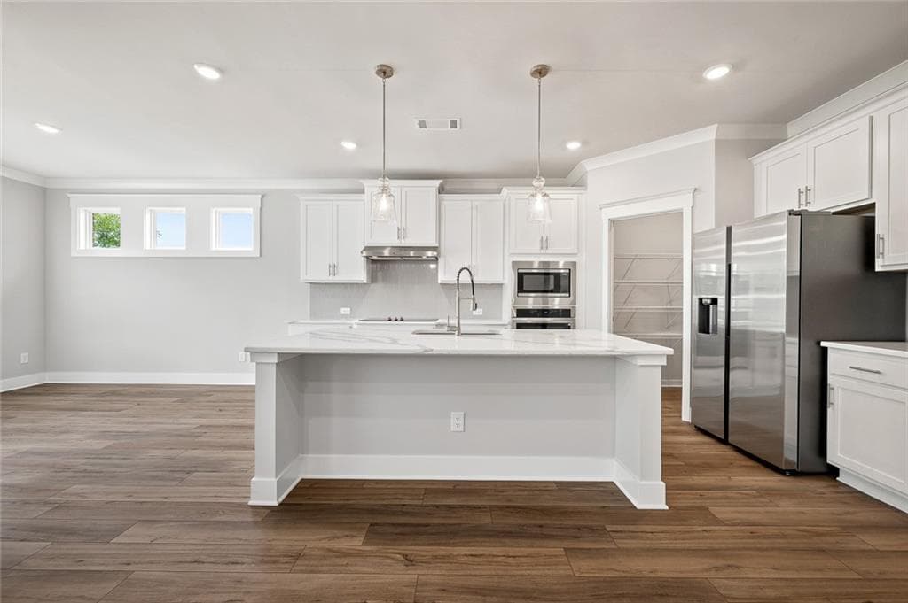 4 bedroom, 4 bathroom, 2,417 sq ft single family residence for sale at 5 Putnam Place, Cartersville, GA 30120 — photo 6