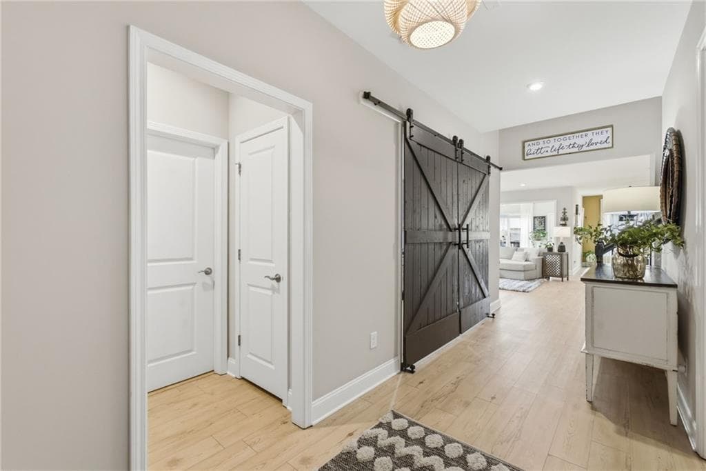 4 bedroom, 4 bathroom, 4,530 sq ft single family residence for sale at 2845 Admiral Bay Drive, Cumming, GA 30041 — photo 8