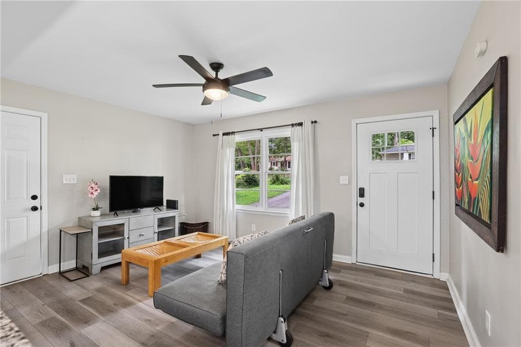 3 bedroom, 2 bathroom, 1,016 sq ft single family residence for rent at 6385 Lobelia Road, Mableton, GA 30126 for $2,200 a month — photo 5