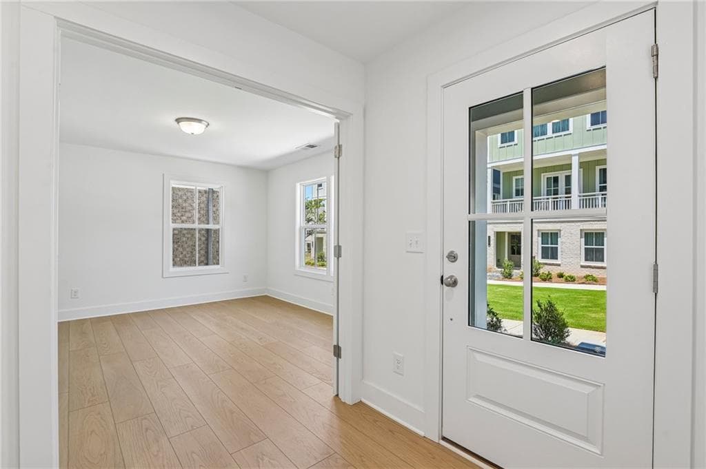 4 bedroom, 4 bathroom, 1,820 sq ft single family residence for sale at 119 Pinecone Parkway, Alpharetta, GA 30022 — photo 7