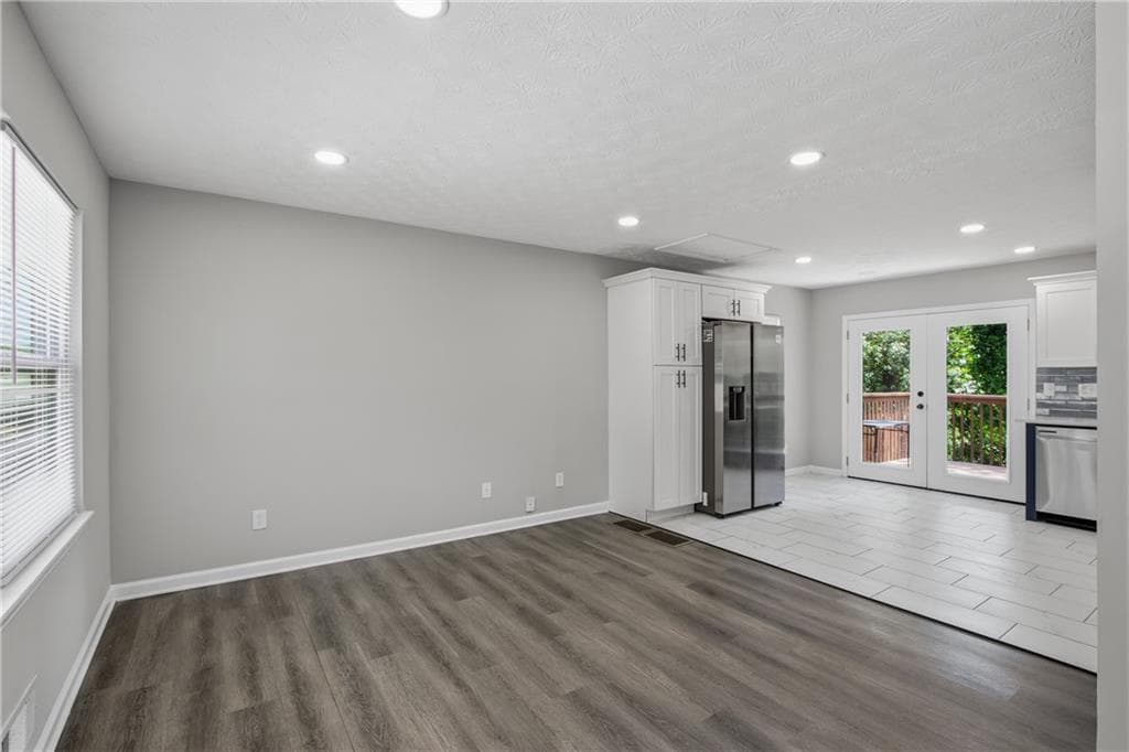 4 bedroom, 3 bathroom, 1,500 sq ft single family residence for sale at 5918 Sierra Drive, Norcross, GA 30071 — photo 8
