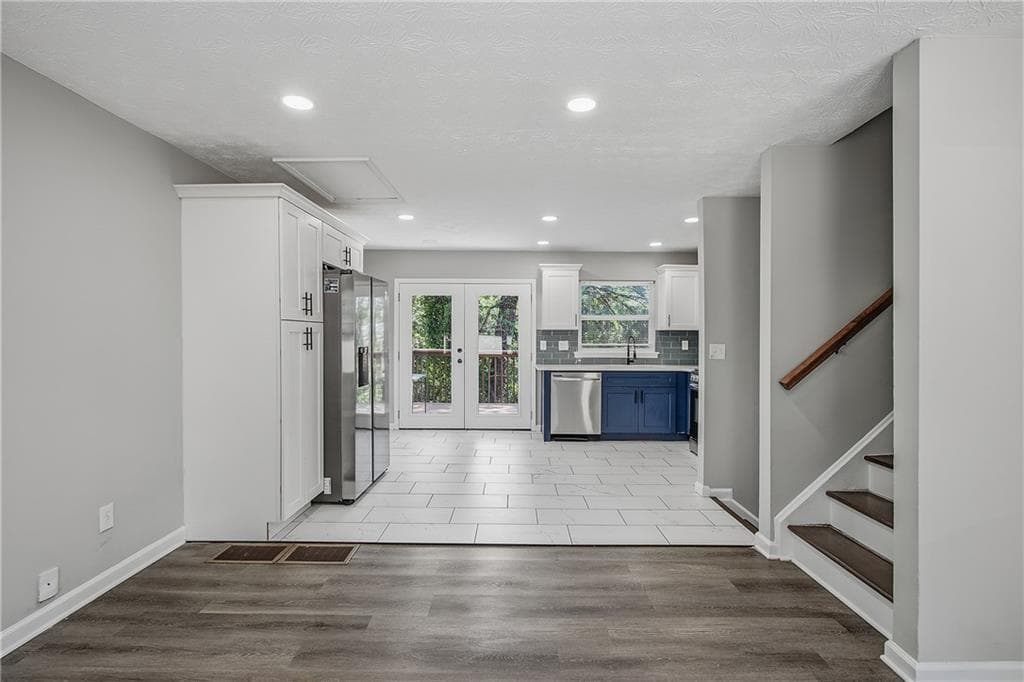 4 bedroom, 3 bathroom, 1,500 sq ft single family residence for sale at 5918 Sierra Drive, Norcross, GA 30071 — photo 9