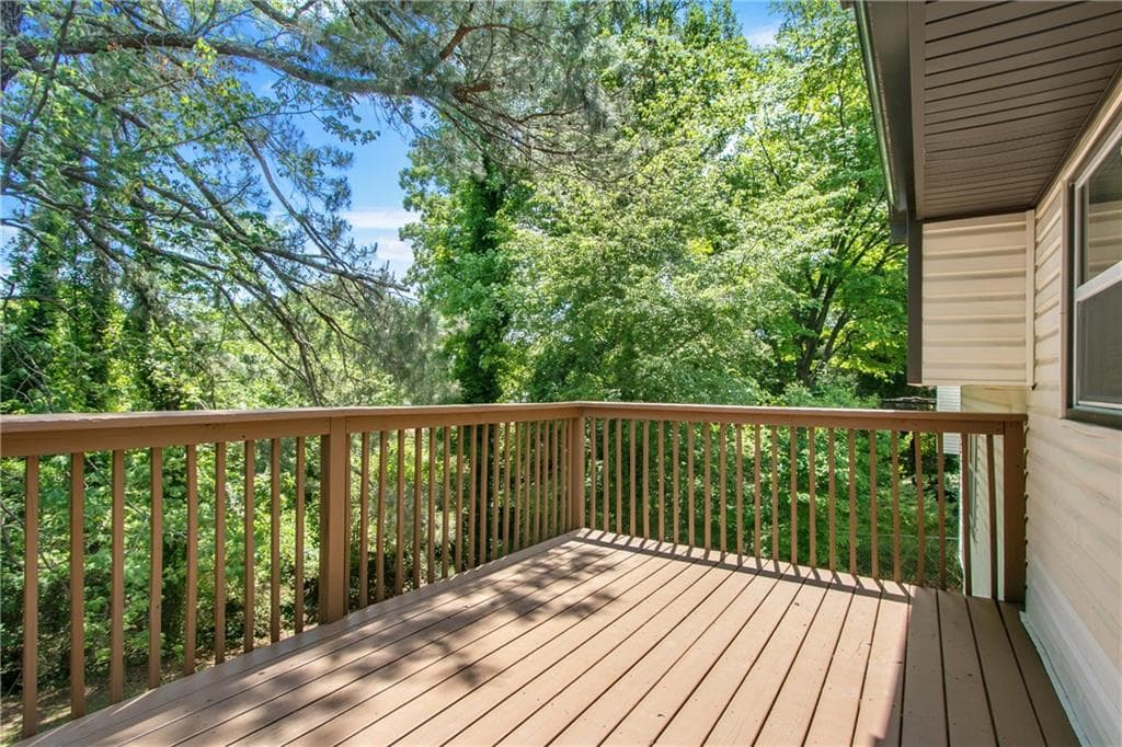 4 bedroom, 3 bathroom, 1,500 sq ft single family residence for sale at 5918 Sierra Drive, Norcross, GA 30071 — photo 5