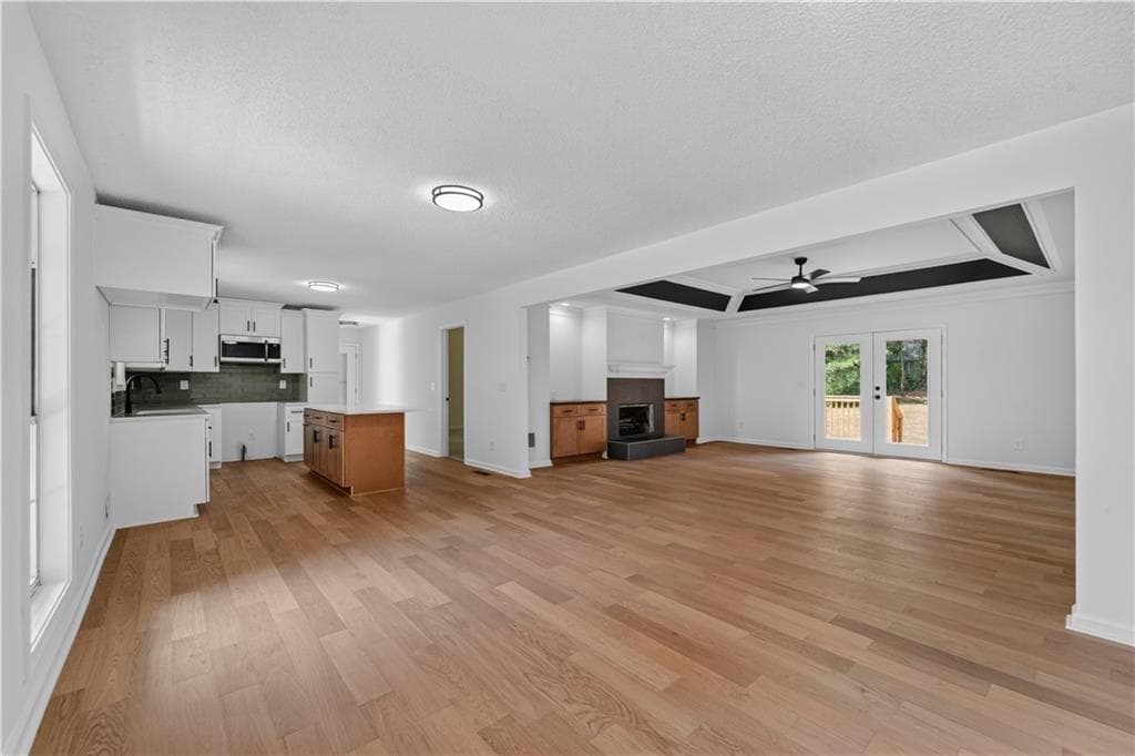 3 bedroom, 2 bathroom, 1,810 sq ft single family residence for sale at 2125 Brandon Acres Drive, Buford, GA 30519 — photo 6
