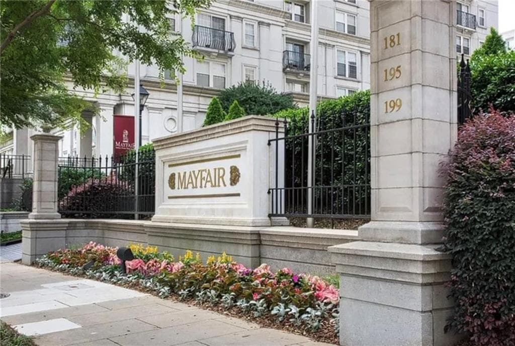 1 bedroom, 1 bathroom, 873 sq ft condominium for rent at 199 14th Street 811, Atlanta, GA 30309 for $2,000 a month — photo 1 of 7