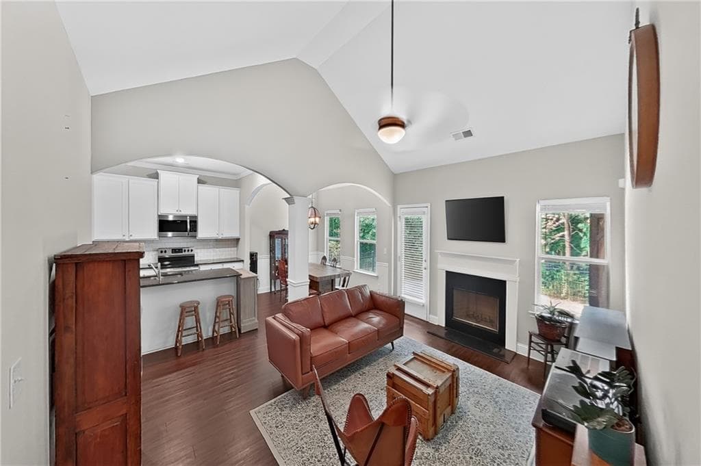 3 bedroom, 3 bathroom, 2,176 sq ft single family residence for sale at 2530 Grayton Loop, Villa Rica, GA 30180 — photo 8