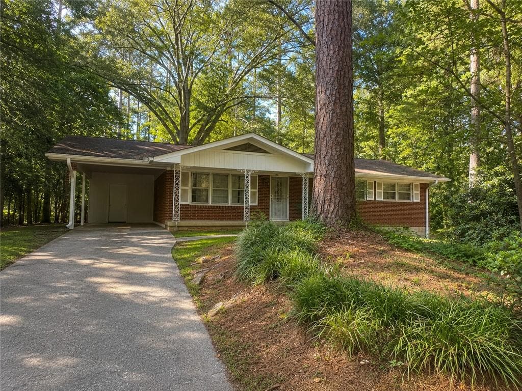 2525 Stone Road, East Point, GA 30344 — most recent listing photo