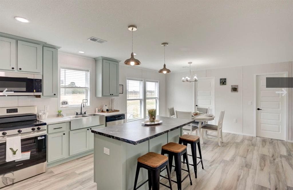 4 bedroom, 2 bathroom, 1,740 sq ft single family residence for sale at 234 Vaughn Circle, Griffin, GA 30223 — photo 5