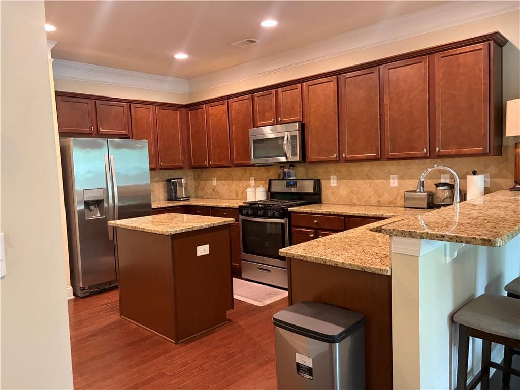 3 bedroom, 3 bathroom, 2,278 sq ft townhouse for rent at 3470 Flamingo Lane, Alpharetta, GA 30004 for $2,999 a month — photo 5