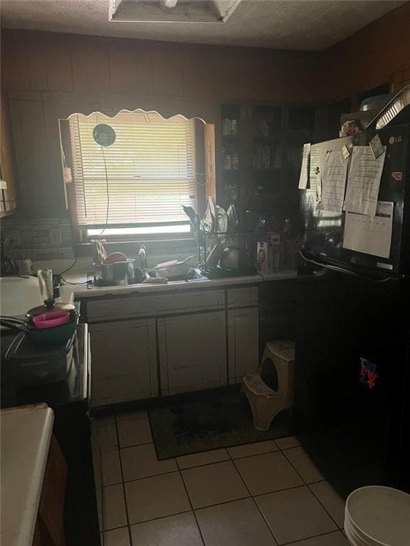 3 bedroom, 1 bathroom, 1,827 sq ft single family residence under contract at 6772 Bedford Road, Rex, GA 30273 — photo 5