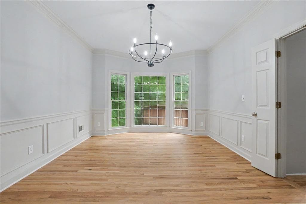 5 bedroom, 3 bathroom, 3,089 sq ft single family residence for sale at 10785 Tuxford Drive, Alpharetta, GA 30022 — photo 7