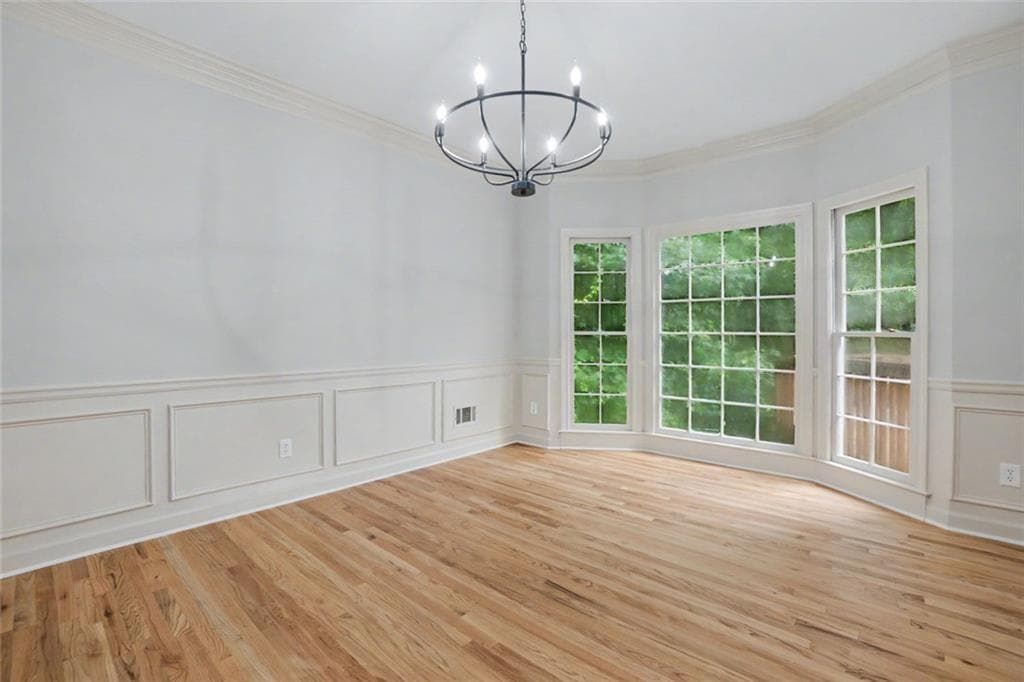 5 bedroom, 3 bathroom, 3,089 sq ft single family residence for sale at 10785 Tuxford Drive, Alpharetta, GA 30022 — photo 8
