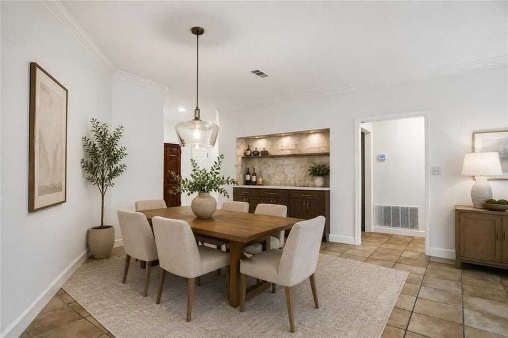 2 bedroom, 2 bathroom, 1,645 sq ft condominium for sale at 5350 Brooke Ridge Drive, Dunwoody, GA 30338 — photo 6
