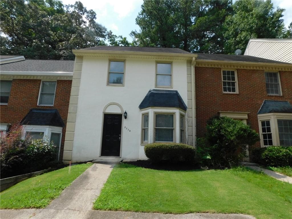 2 bedroom, 3 bathroom, 1,212 sq ft townhouse for rent at 2775 New South Drive, Marietta, GA 30066 for $1,795 a month