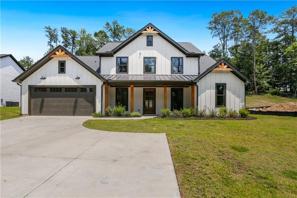 4 bedroom, 4 bathroom, 3,032 sq ft single family residence sold at 3609 Centerville Rosebud Road, Snellville, GA 30039