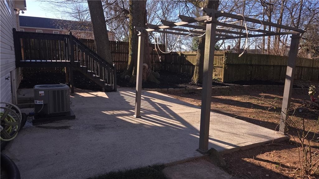 3 bedroom, 2 bathroom, 1,613 sq ft single family residence for rent at 615 Dyer Street, Gainesville, GA 30501 for $1,950 a month — photo 5
