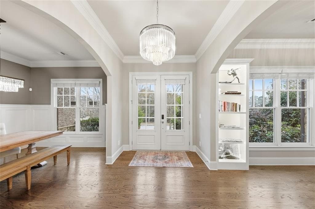 5 bedroom, 5 bathroom, 3,678 sq ft single family residence for sale at 940 Lake Charles Drive, Roswell, GA 30075 — photo 5