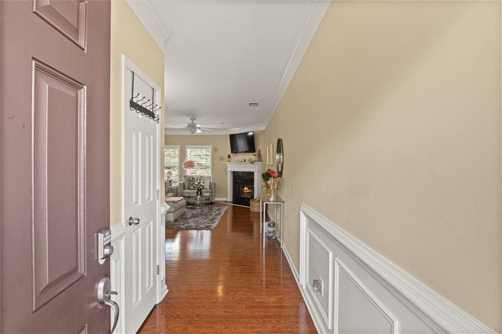 3 bedroom, 3 bathroom, 1,446 sq ft townhouse for rent at 513 Constellation Overlook, Atlanta, GA 30331 for $2,350 a month — photo 4