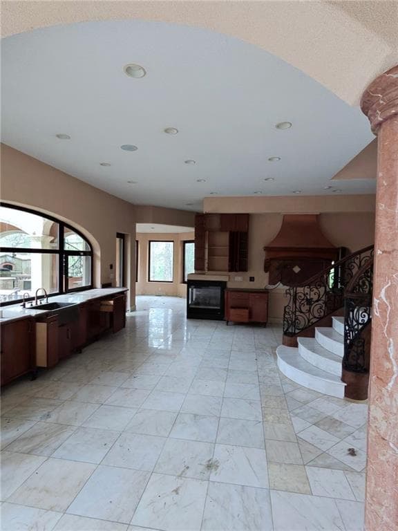 6 bedroom, 7 bathroom, 5,970 sq ft single family residence under contract at 3920 Westbrook Road, Suwanee, GA 30024 — photo 6