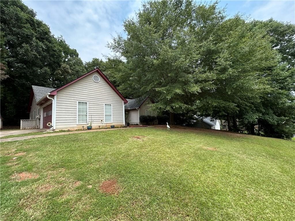 4 bedroom, 2 bathroom, 1,812 sq ft single family residence for sale at 113 Timberwood Drive, Stockbridge, GA 30281 — photo 5
